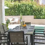 Vila Luxury 3 With Private Pool, Jacuzzi And Gym By The On Ciovo - Okrug Donji