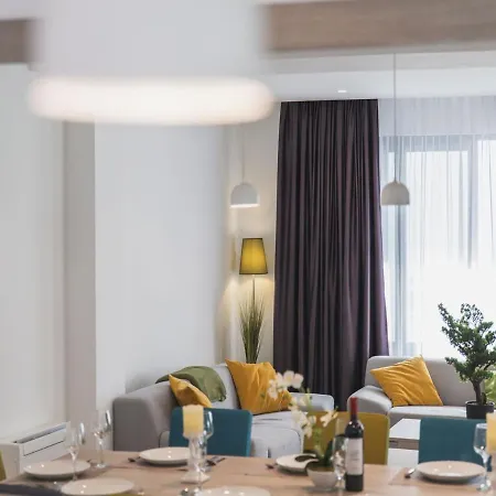 Luxury 3 With Private Pool, Jacuzzi And Gym By The On Ciovo - Okrug Donji Vila *