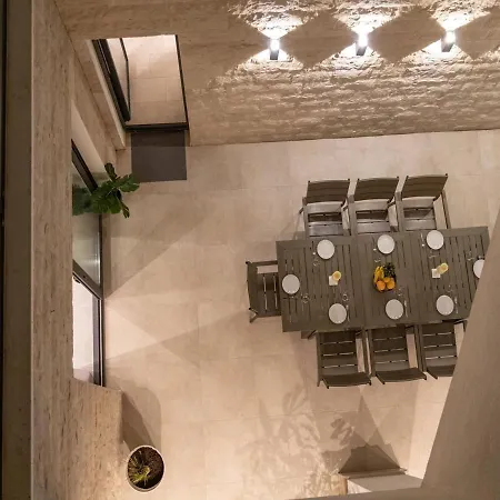 Luxury 3 With Private Pool, Jacuzzi And Gym By The On Ciovo - Okrug Donji Villa *