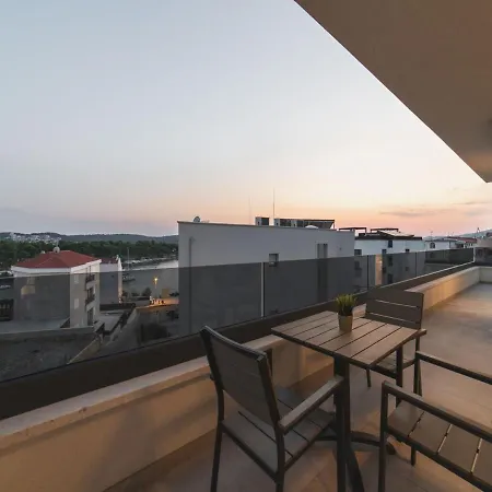 Luxury 3 With Private Pool, Jacuzzi And Gym By The On Ciovo - Okrug Donji Vila *