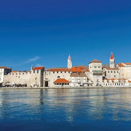 Vila Luxury 3 With Private Pool, Jacuzzi And Gym By The On Ciovo - Okrug Donji *