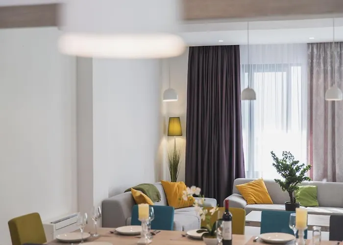 Luxury 3 With Private Pool, Jacuzzi And Gym By The On Ciovo - Okrug Donji Villa *