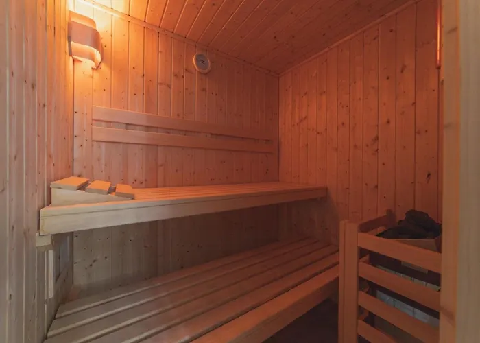 Villa Luxury 3 With Private Pool, Jacuzzi And Gym By The On Ciovo - Okrug Donji *