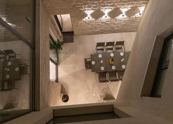 Villa Luxury 3 With Private Pool, Jacuzzi And Gym By The On Ciovo - Okrug Donji