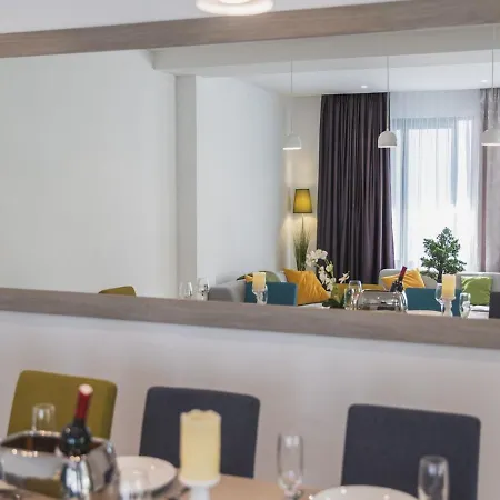 Luxury 3 With Private Pool, Jacuzzi And Gym By The On Ciovo - Okrug Donji Villa