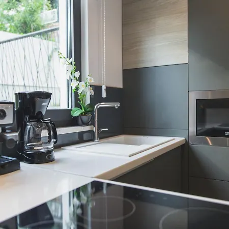 Villa Luxury 3 With Private Pool, Jacuzzi And Gym By The On Ciovo - Okrug Donji *