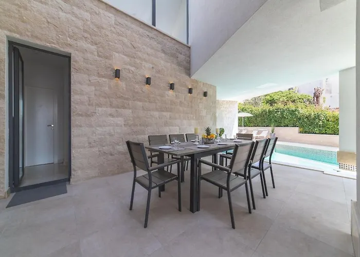 Luxury 3 With Private Pool, Jacuzzi And Gym By The On Ciovo - Okrug Donji *